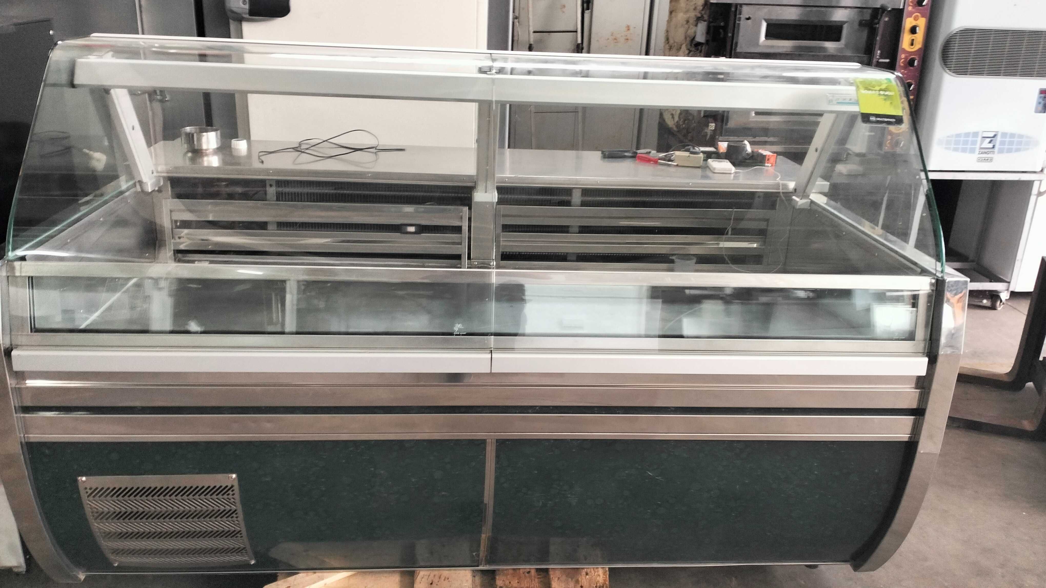 Vitrine carne ou peixe como nova