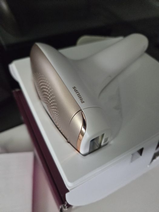 Philips Lumia BRI 921 - depilator laserowy jak nowy