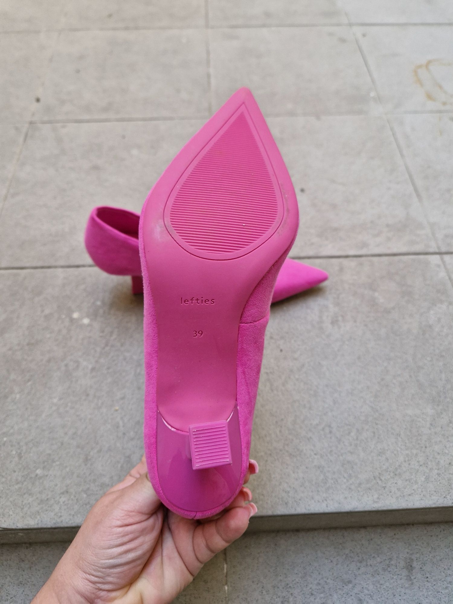 Sapato alto rosa fuscia lefties