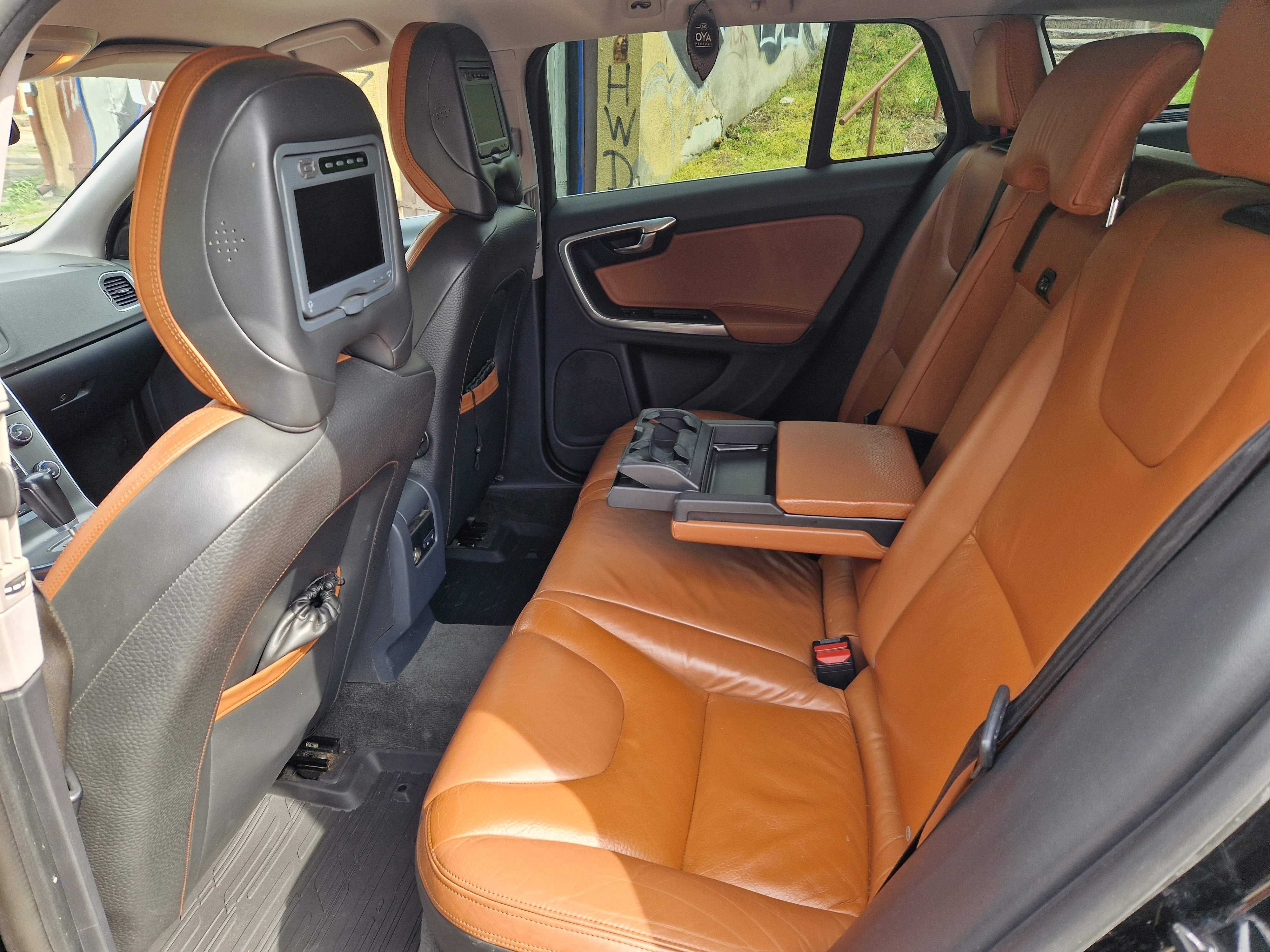 Volvo V60 Volvo V60 R-Design, Eibach, 3.0 Turbo 304 PS Automat AWD