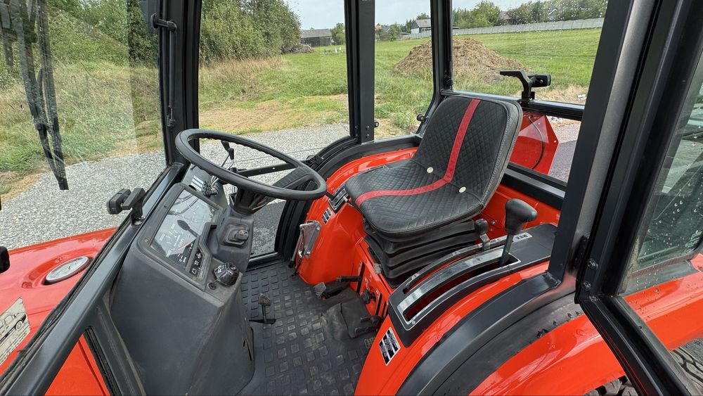 KUBOTA ST 30 / 4x4 / kabina / 3x wałek WOM / tuz / zarejestrowany