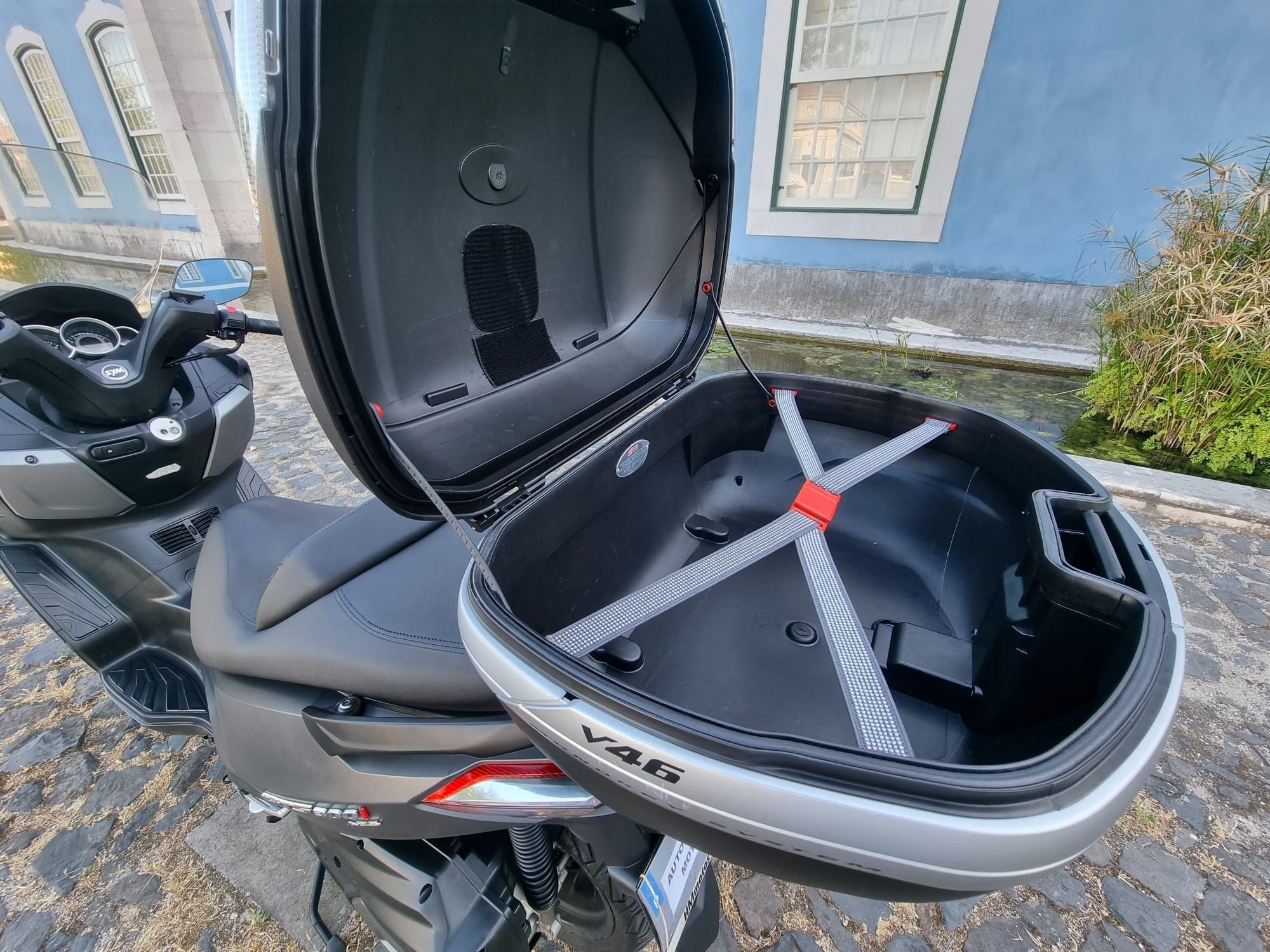 300i Abs mala givi46