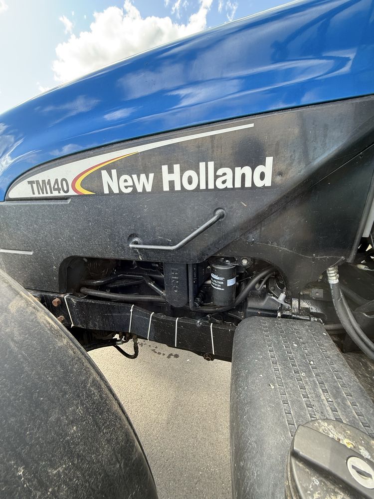 New holland tm 140