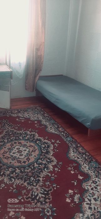 Здається в оренду кімната  у 3х кім-ній  квартирі