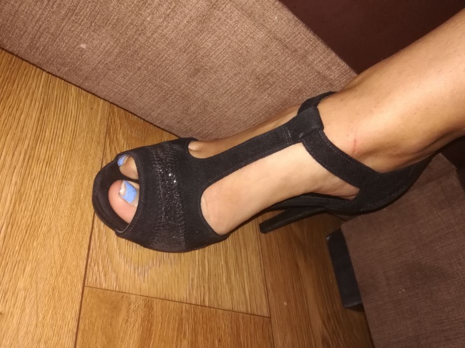Buty szpilki wesele roz 38 NOWE
