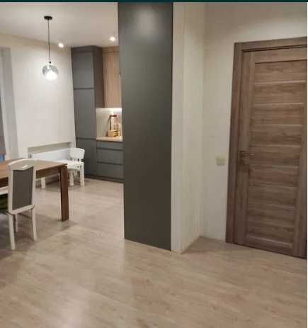 70000 ЖК Мира 2 СЕРТИФИКАТ Продам 2 комн квартиру рем,меб,тех S-73мAS