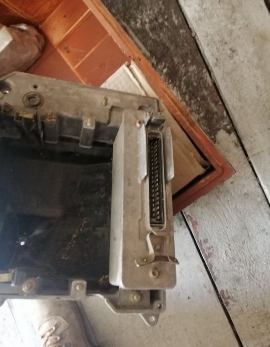 Блок управління двигуном BMW BOSCH 150,402,403,405,413  0261200402