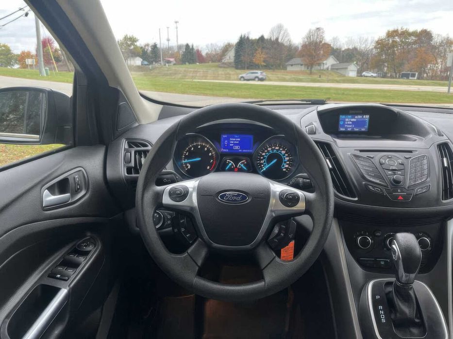 Ford Escape SE      2013