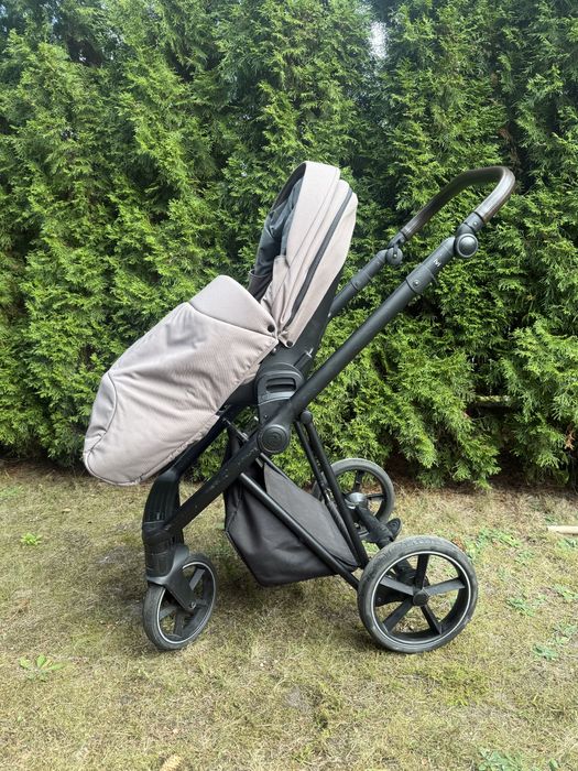 Roan Ivi 2w1 wozek