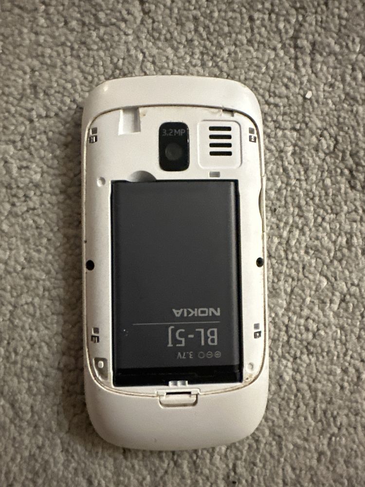 Telefon Nokia 302