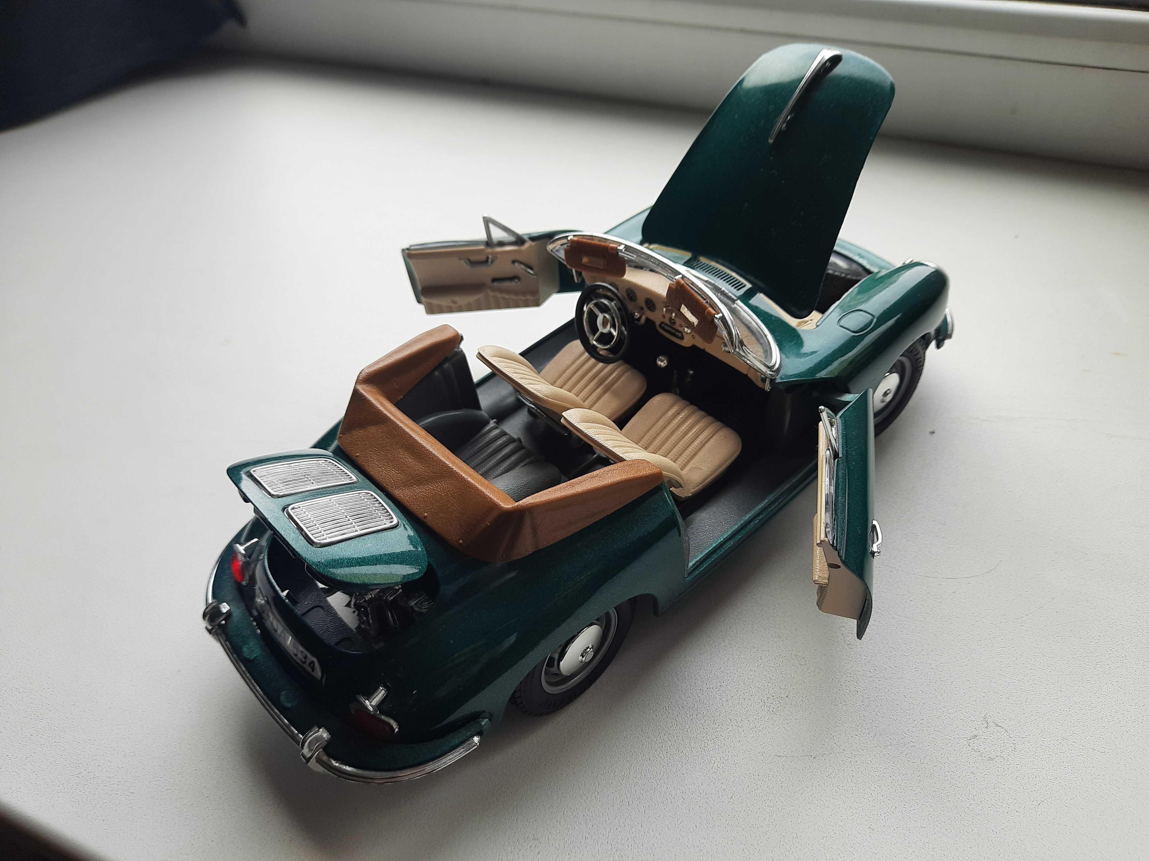 Bburago коллекционная машинка 1:18 Porsche 356B Cabriolet 1961