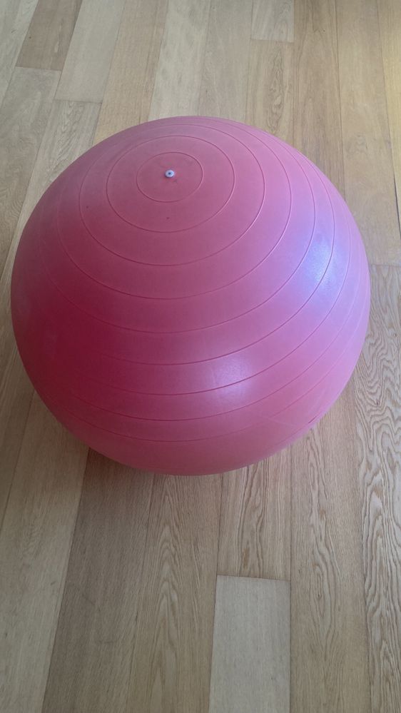 Bola ginástica e pilates body 85 ball