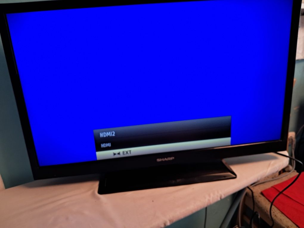Televisor SHARP, LC-32LD135V