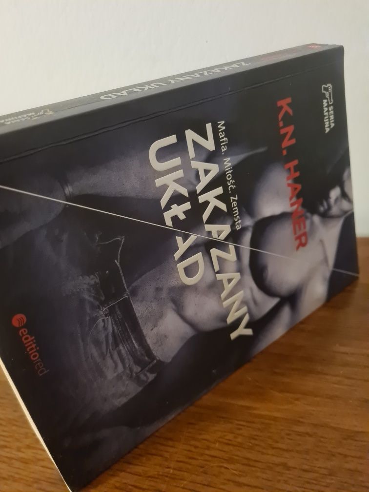 Zakazany układ - K.N. Haner