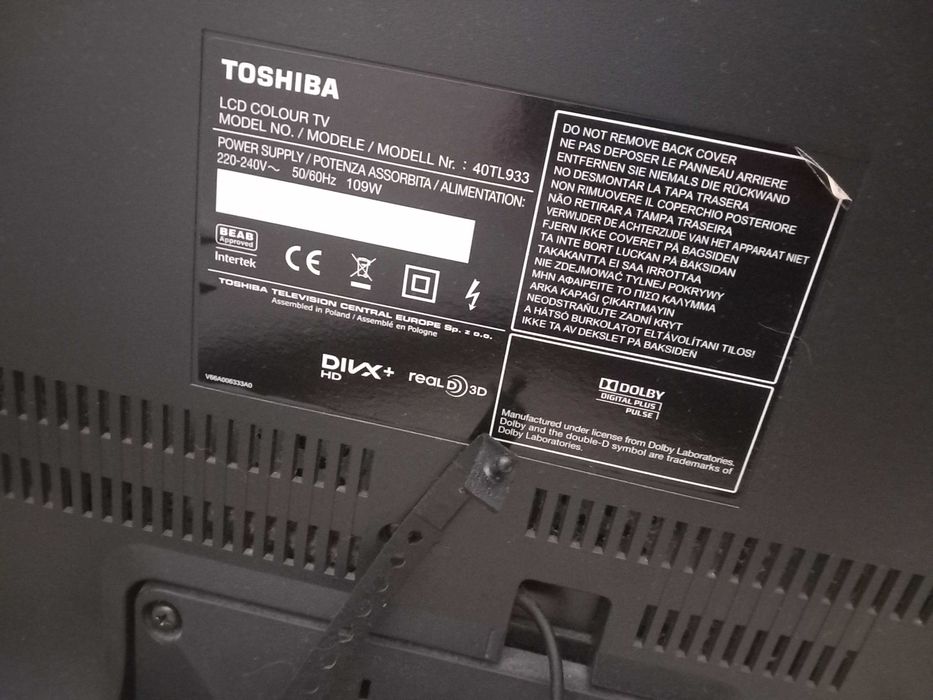 TV Toshiba (para peças)