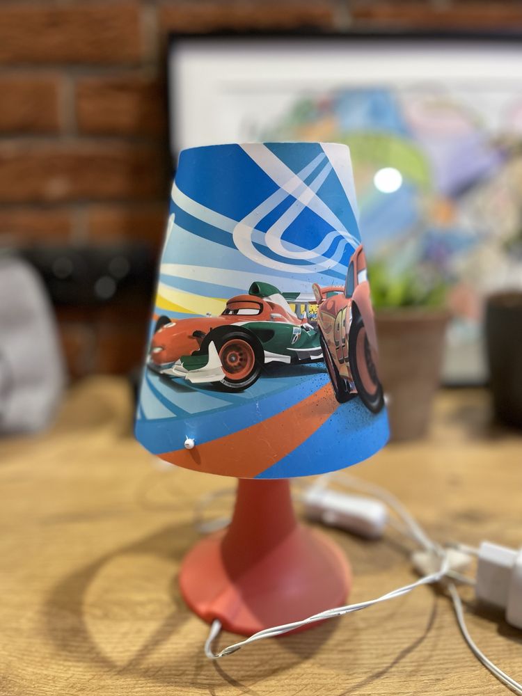 Lampka nocna Auta