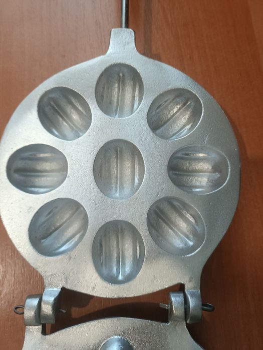 Форма для горішків,формочка,горішниця,орешница на плитку