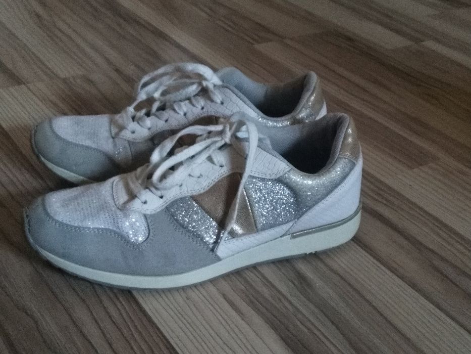 fajne "adidasy" z ccc rozm. 41