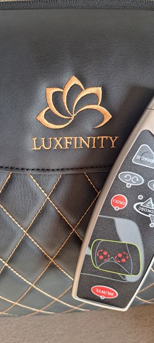 Poduszka masująca Luxfinity