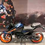 KTM Duke  125