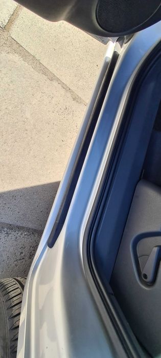 Opel Zafira B 2011 читайте опис