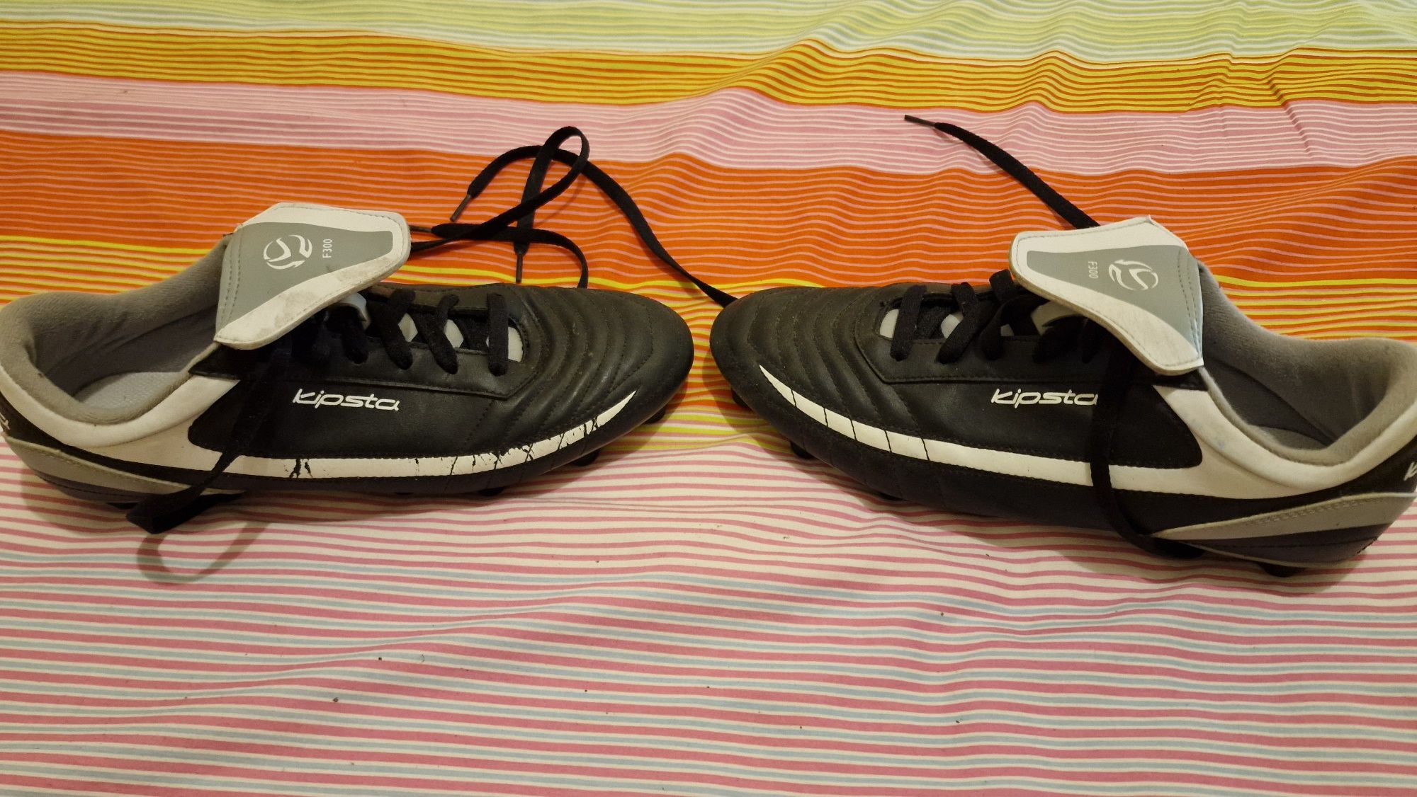 Chuteiras de futebol kipsta 45
