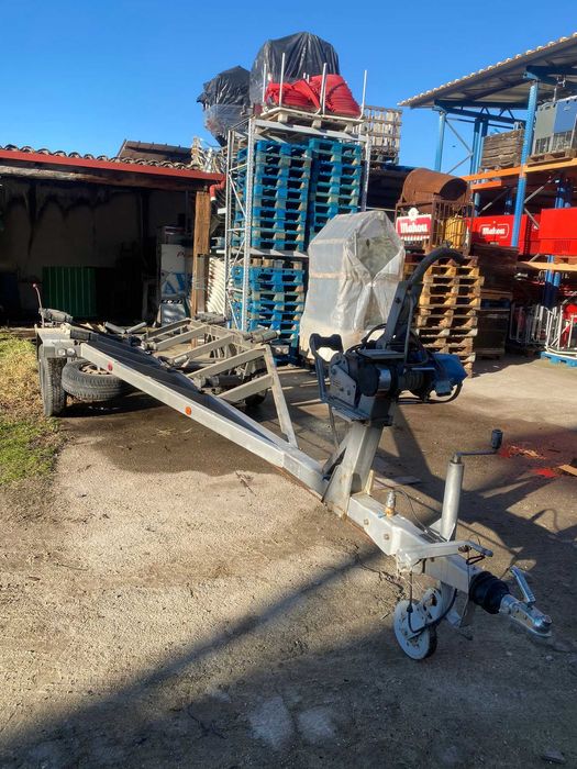 Atrelado 8m para barco até 2000kg, 2 eixos, pouco uso e km