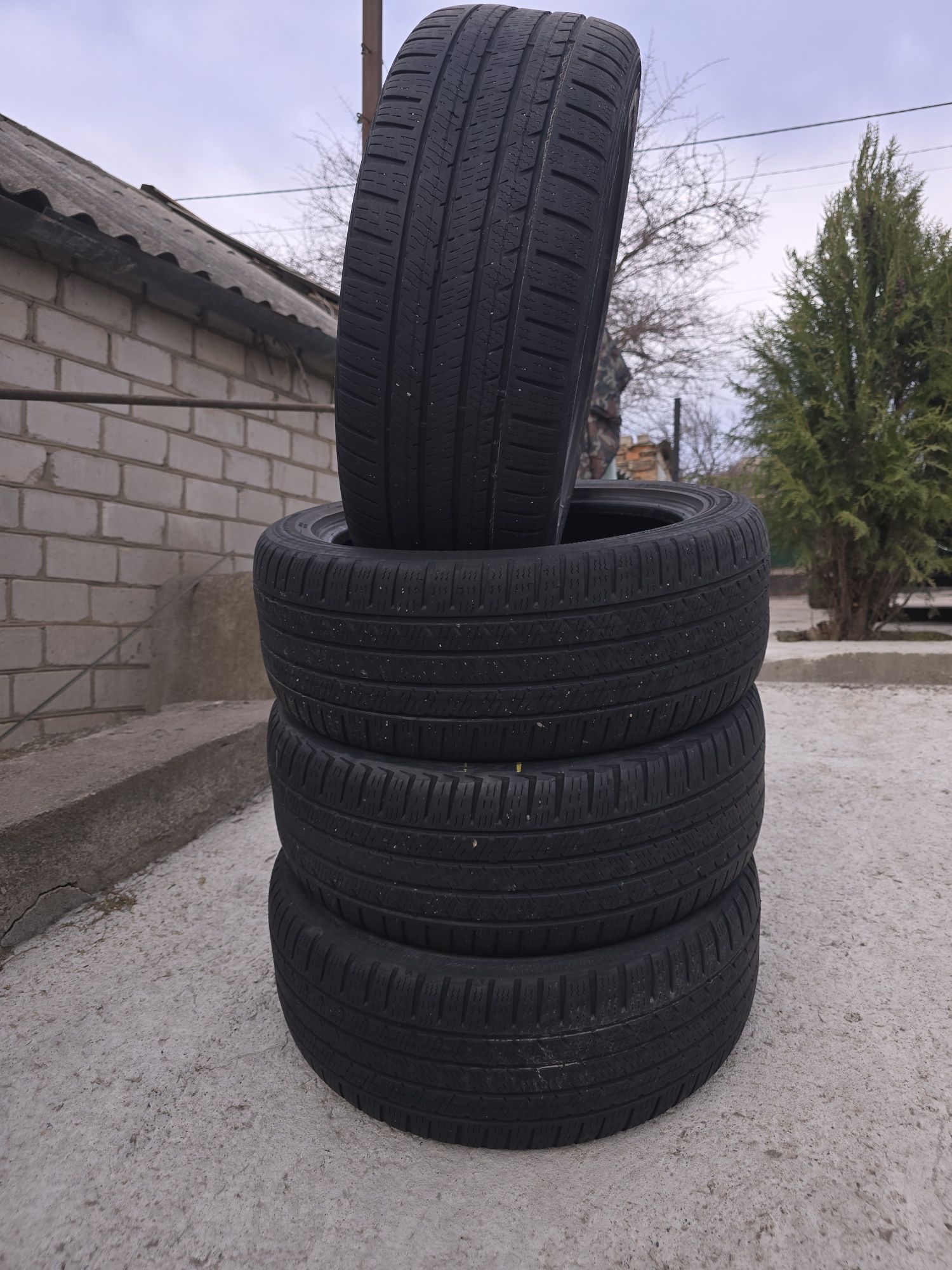 Продам резину 205/50 R17