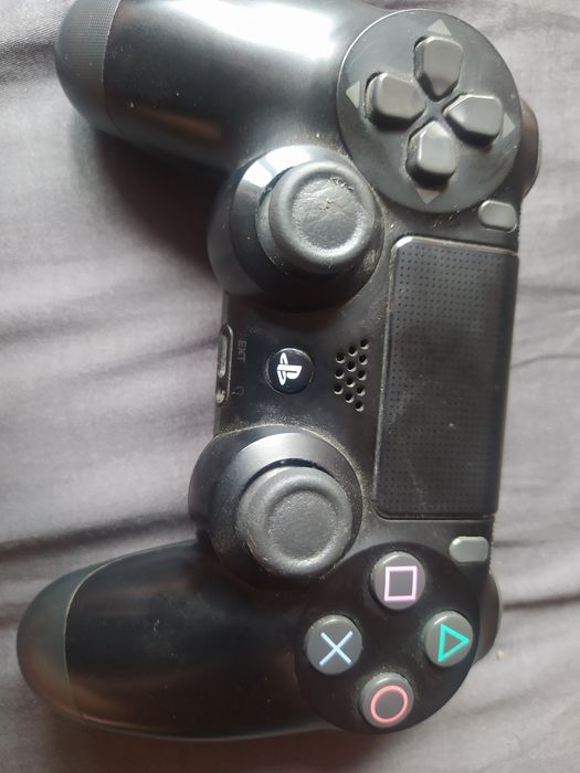 Działający pad do ps4.