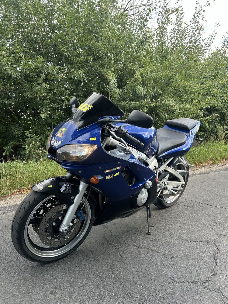 Yamaha R6 A2 2001 Rok