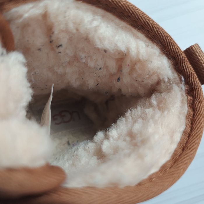 оригінальні зимові  UGG угги  р33.5 на ніжку до21см