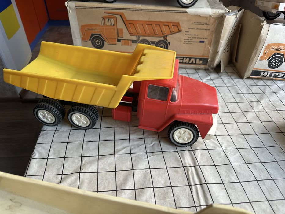 Іграшка Модель Машинки ссср Краз