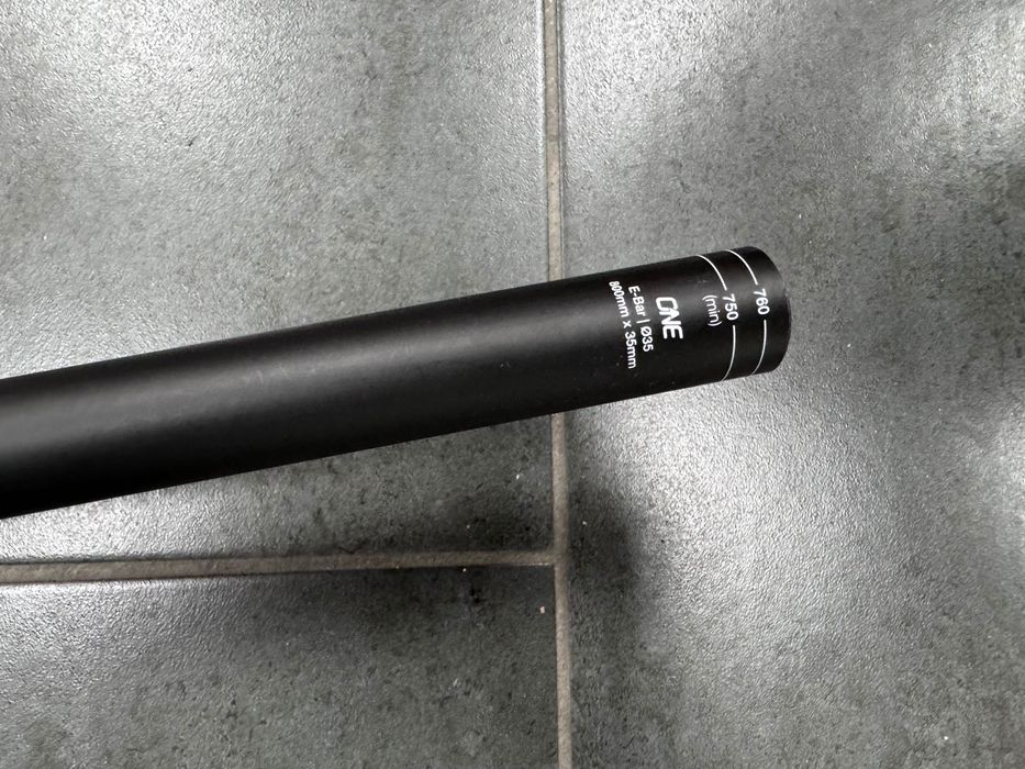 Kierownica ONEUP Carbon E-Bar 770mm 35/35mm jak nowa