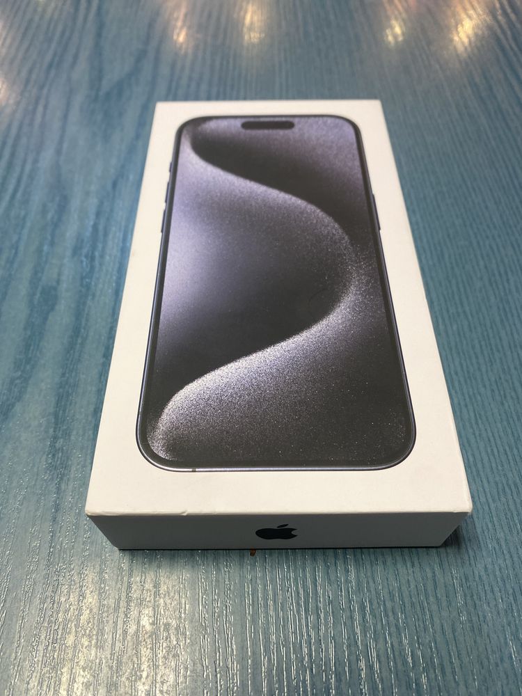 Iphone 15 pro 128gb Niebieski