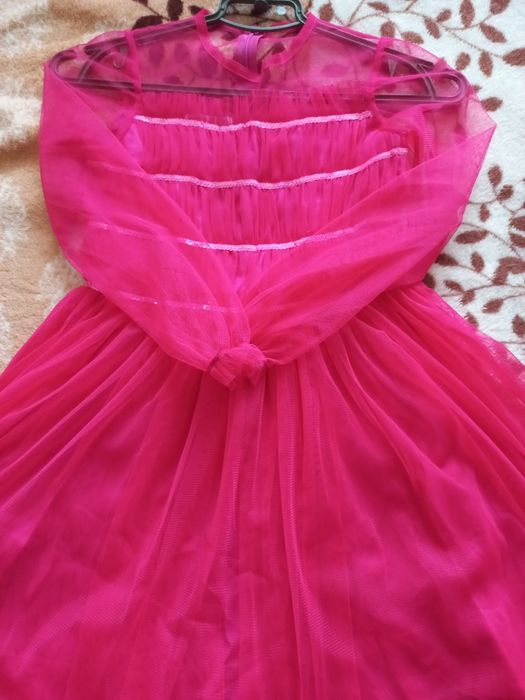 Дитяча святкова сукня