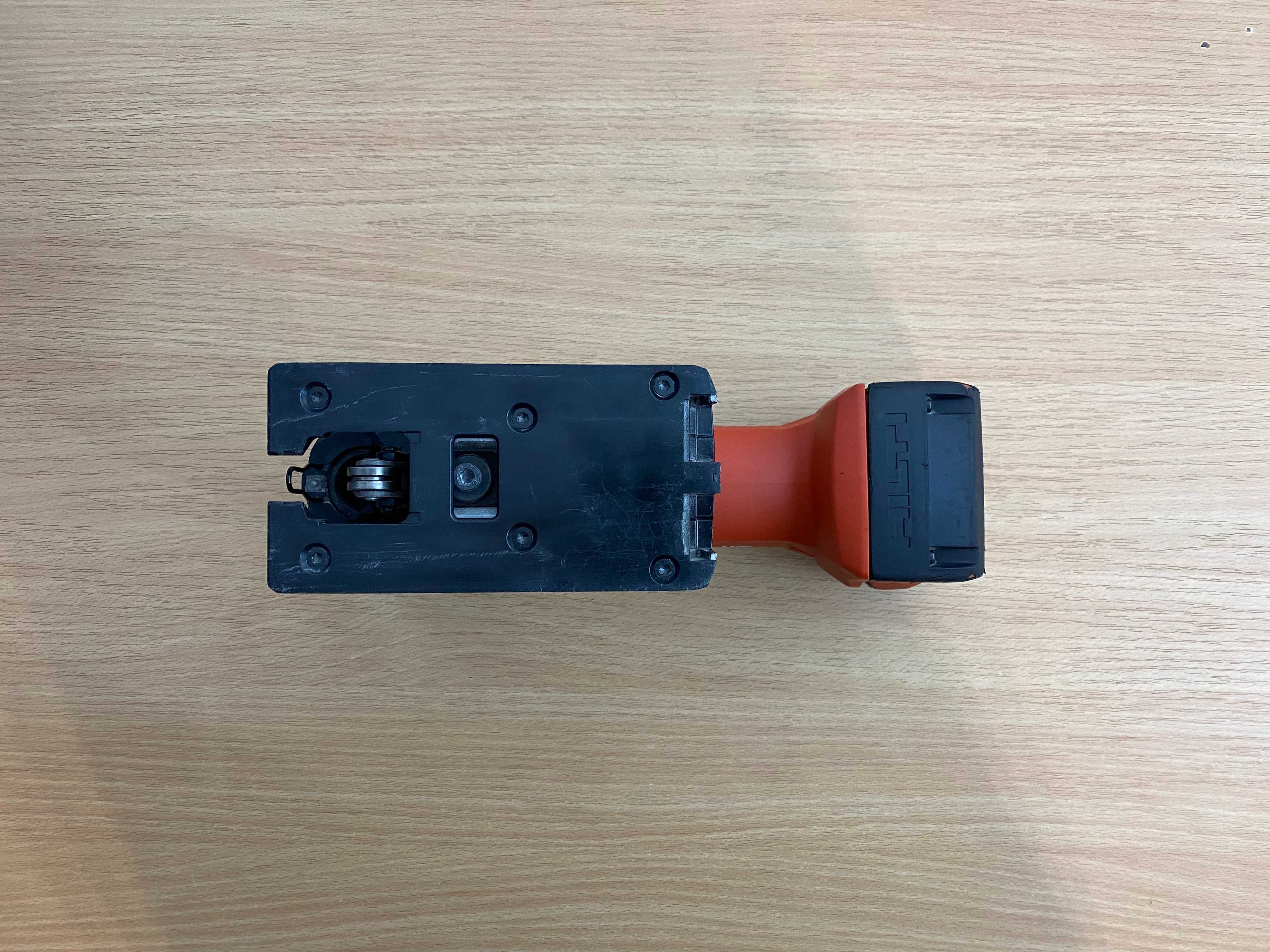 Wyrzynarka HILTI SJT 6-A22 plus aku B22/4.0Ah hilti