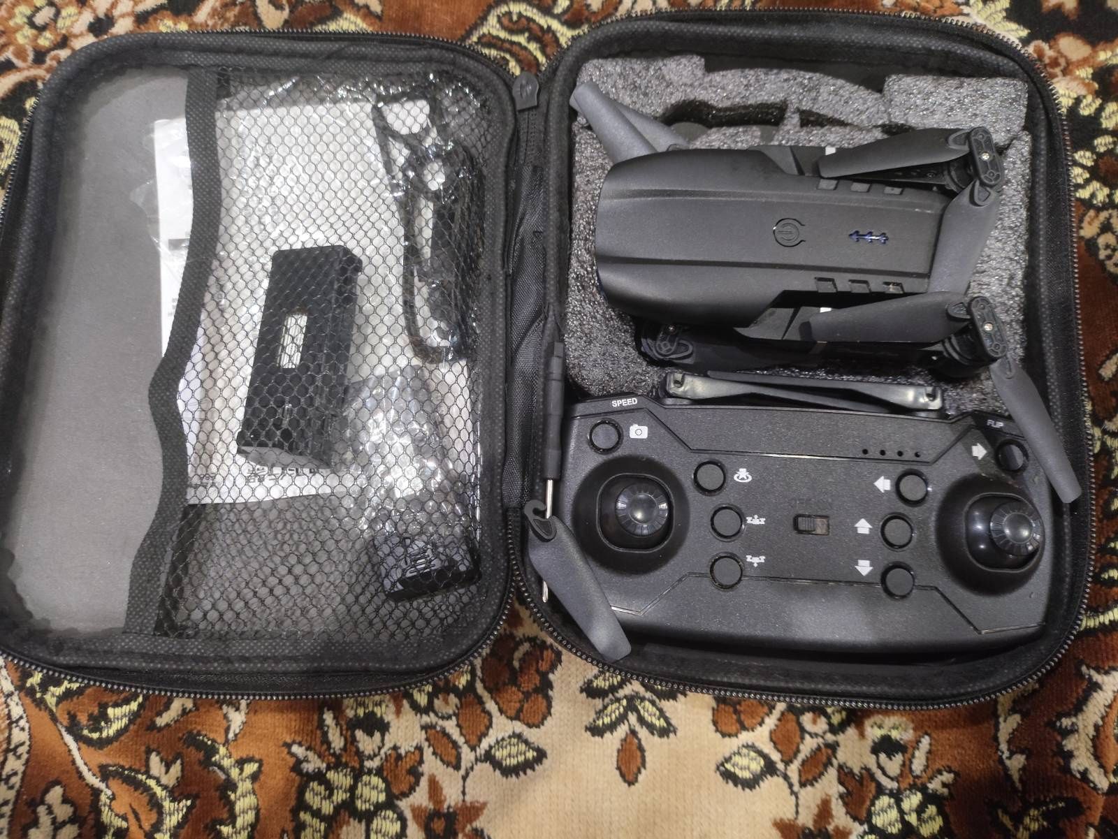 Квадрокоптер дитячий з камерою Drone E88 PRO