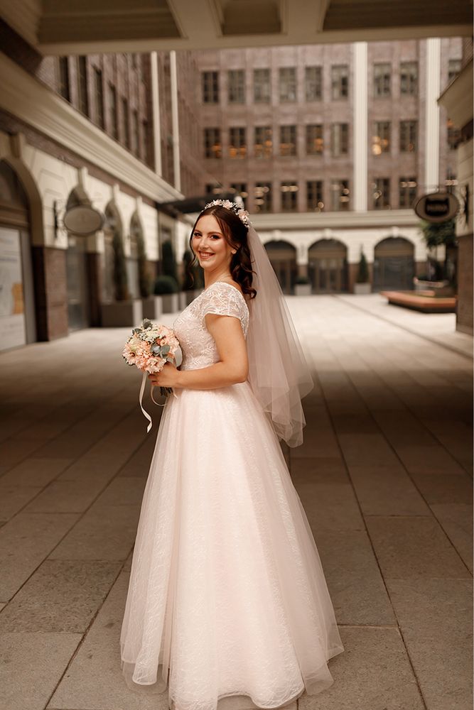 Свадебное платье розовое