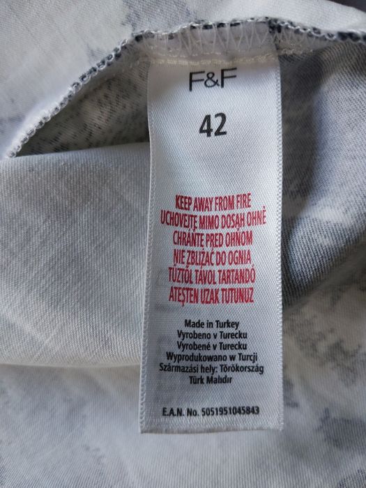 Sukienka F&F. Rozm. 42 (też 38/40), zobacz wymiary. Stan idealny.