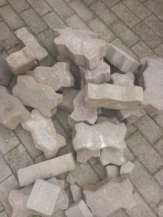 Тротуарна плитка ,ціна за метр кв.,товщина 6см,залишки,самовивіз