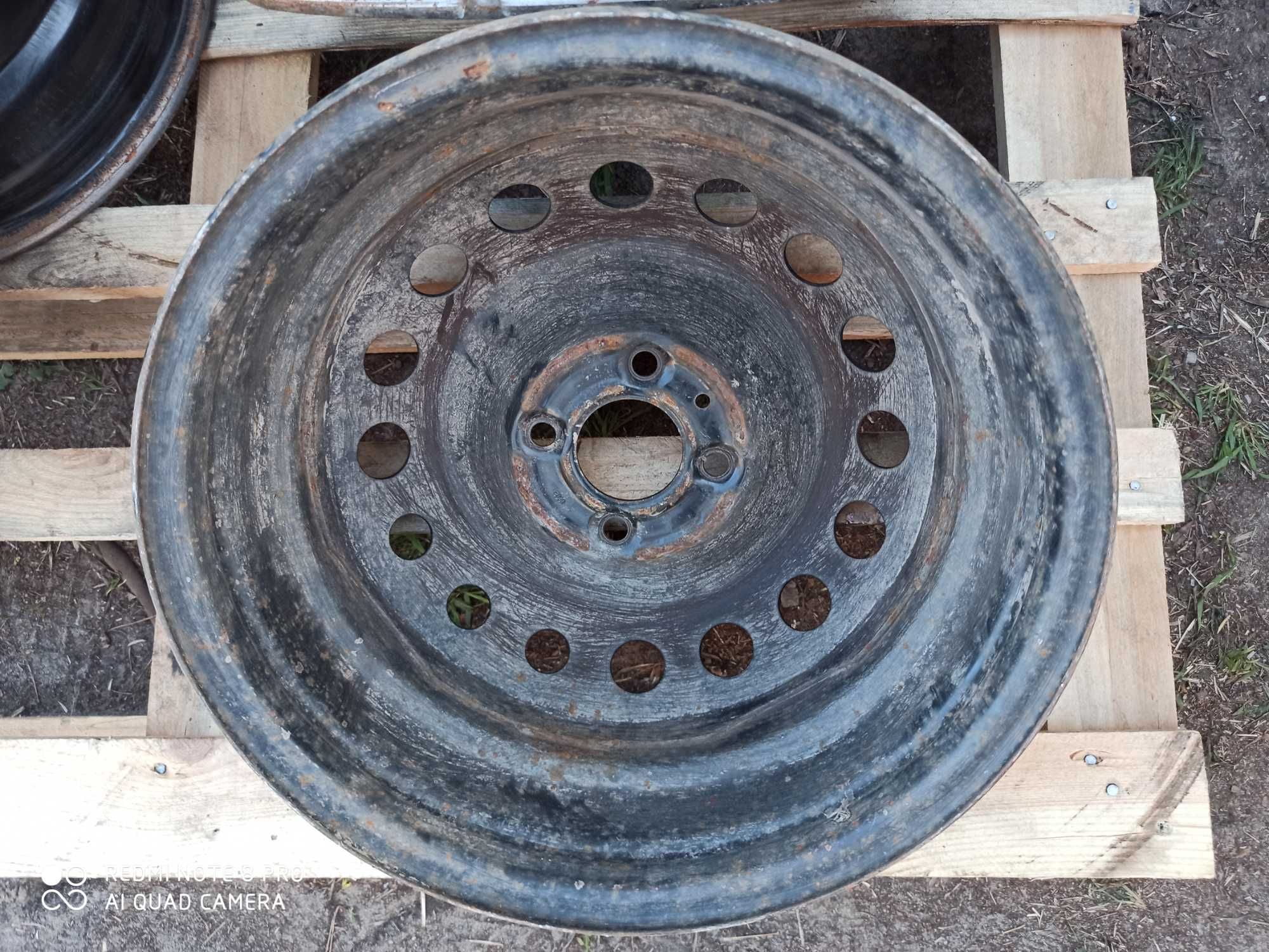 Диски металеві 4*100/15 , 6 j, ET 50, dia 60.1mm Dacia
