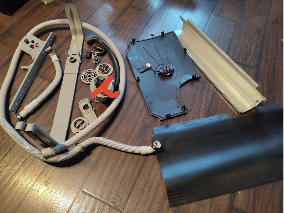 Sprzedam części do zmywarki Samsung dw-bg570b