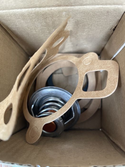 Термостат Чері Амулет 1.6