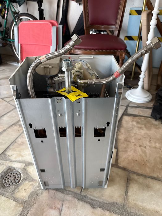 Esquentador Vulcano WR11 2 B23 em perfeito estado como novo .