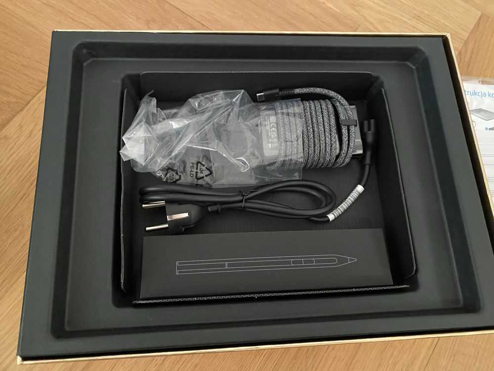 Nowy Laptop Tablet HP Spectre x360 Convertible  14
