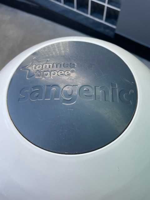 Balde/Contentor para fraldas – prático e higiénico