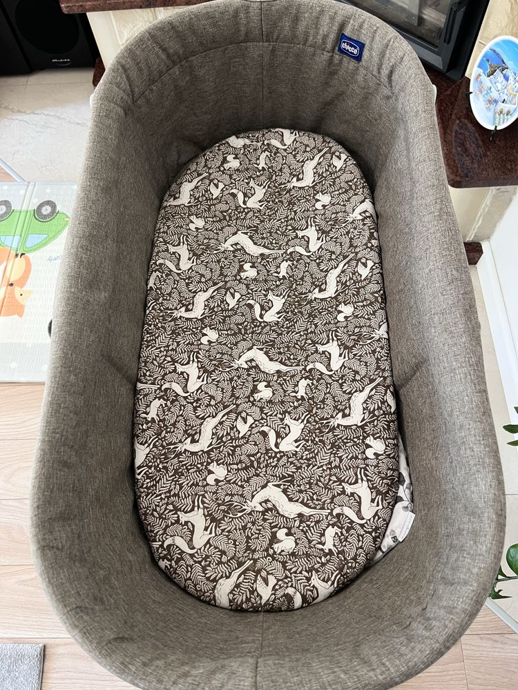 Łóżeczko Chico Babyhug 4w1
