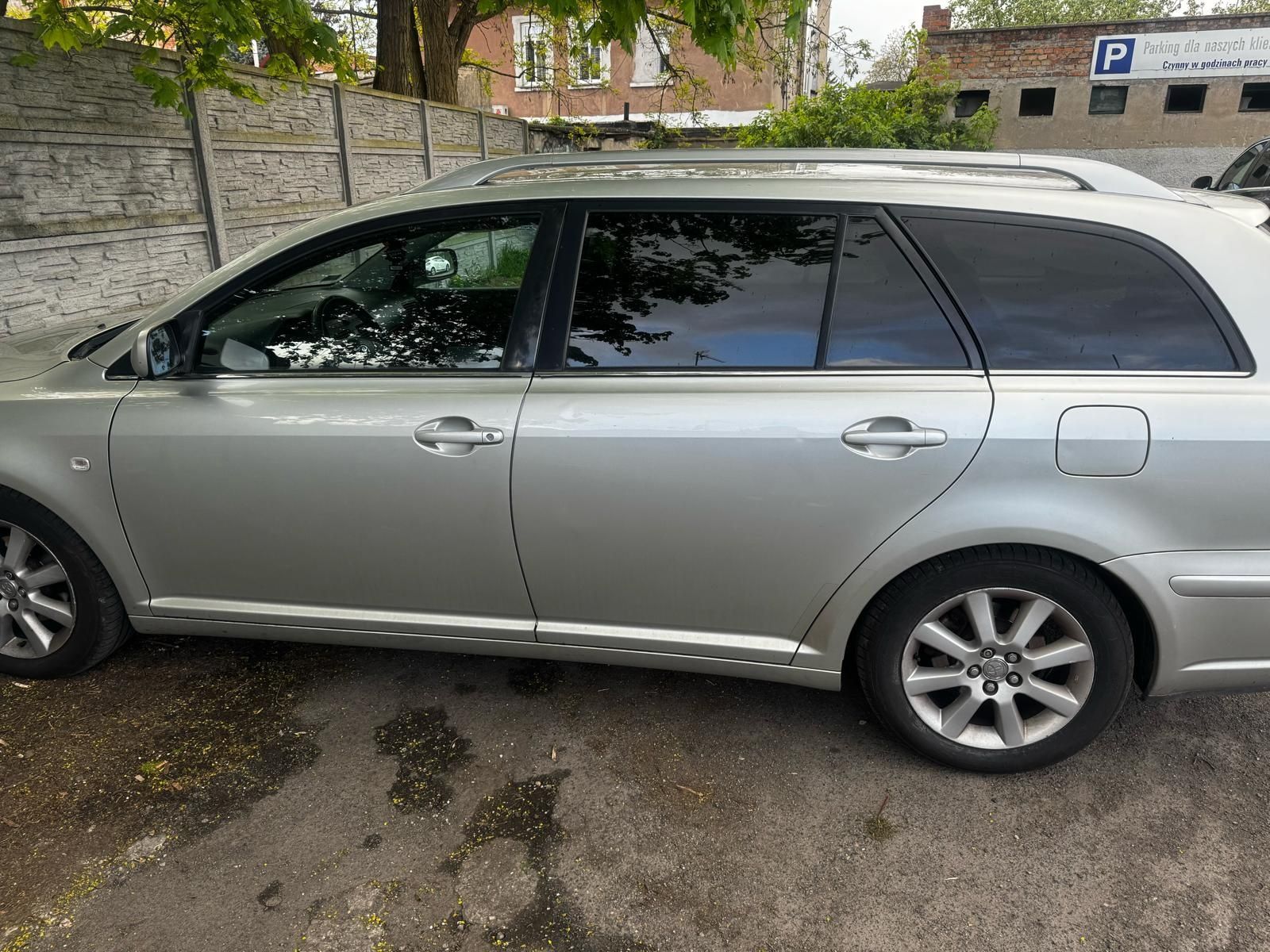 TOYOTA AVENSIS 2006 1.8 gaz kombi