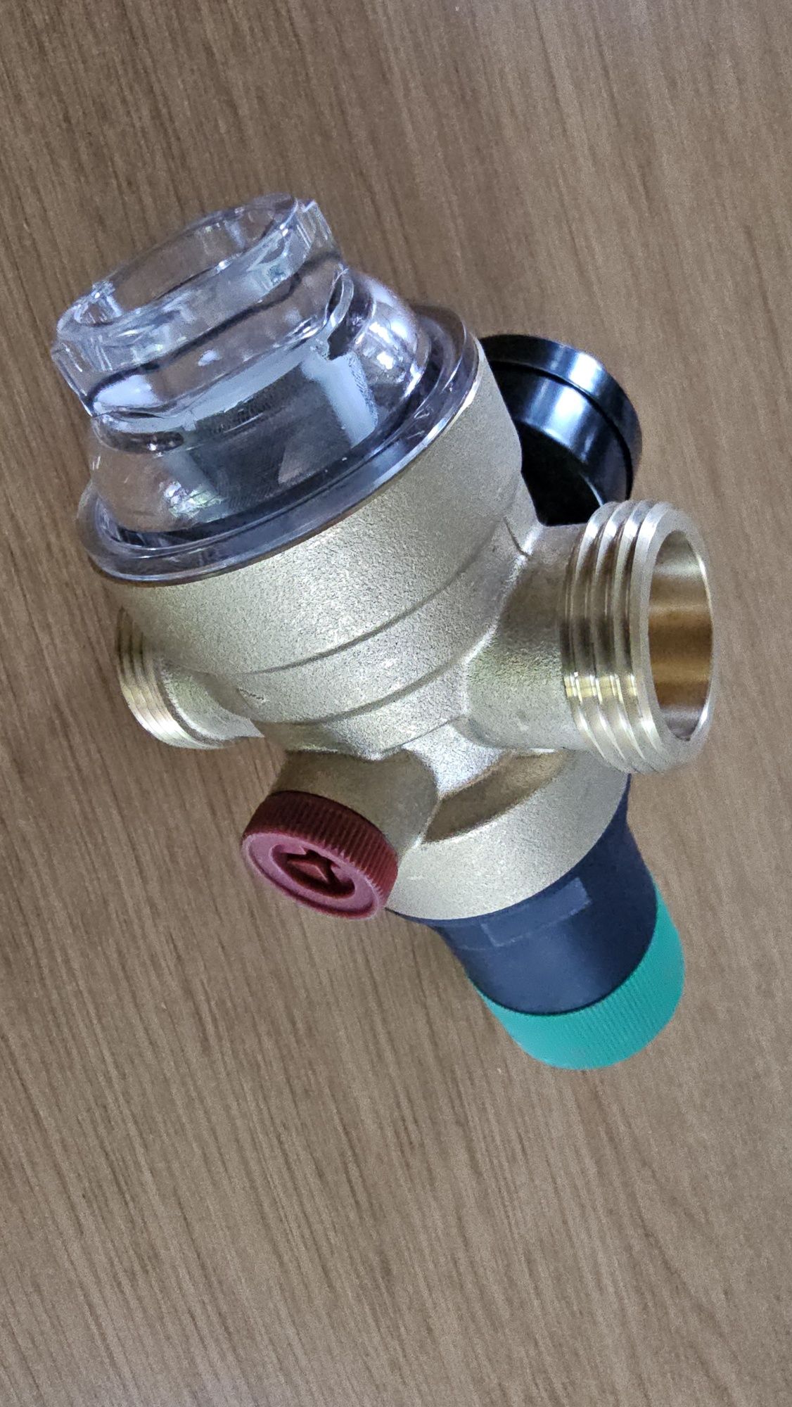 Reduktor regulator ciśnienia wody z filtrem  3/4" membranowy.