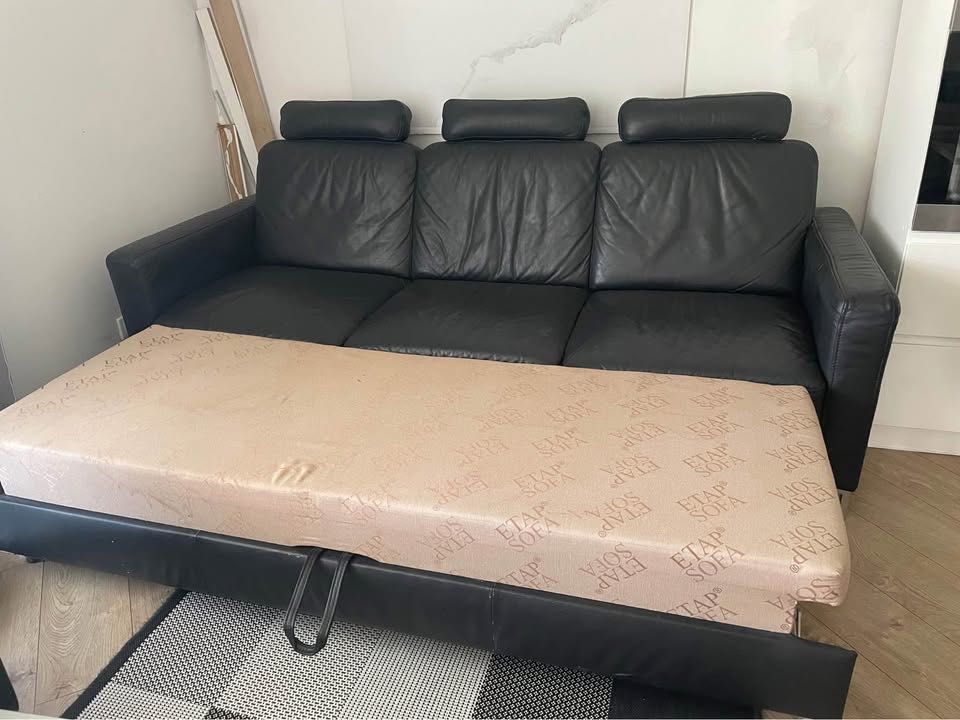 Sofa - rozkładana ze zdejmowanymi zagłówkami